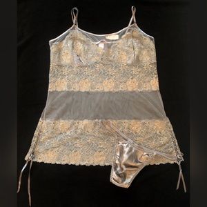 SOLD! Vintage Victorias Secret Lace Slip Nightie